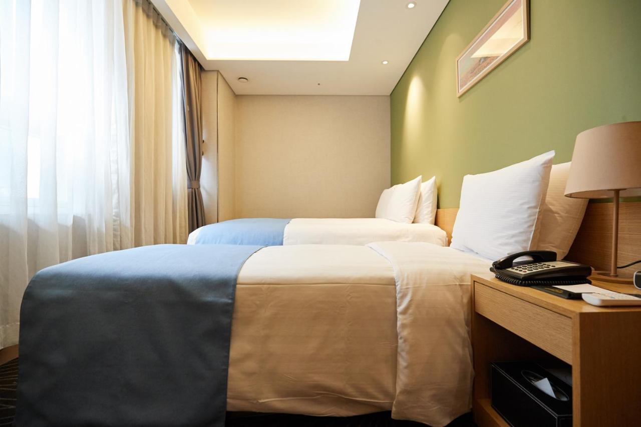 Days Hotel By Wyndham Seoul Myeongdong Esterno foto