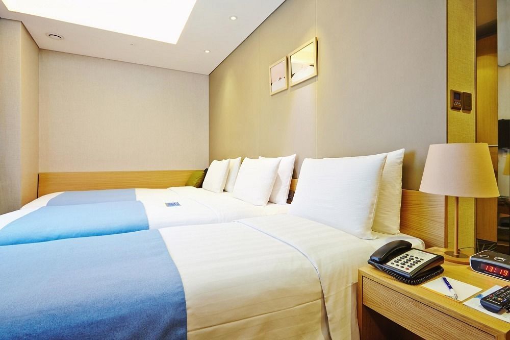 Days Hotel By Wyndham Seoul Myeongdong Esterno foto