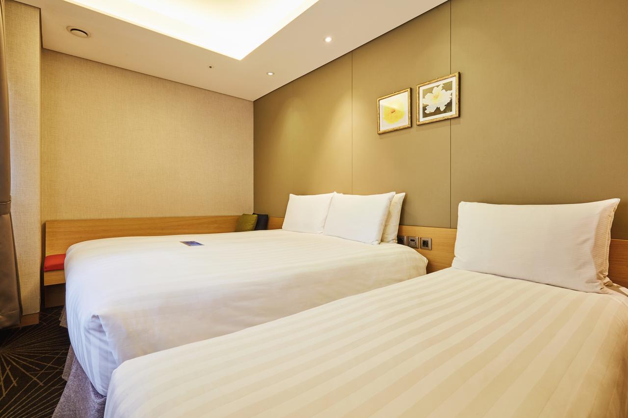 Days Hotel By Wyndham Seoul Myeongdong Esterno foto