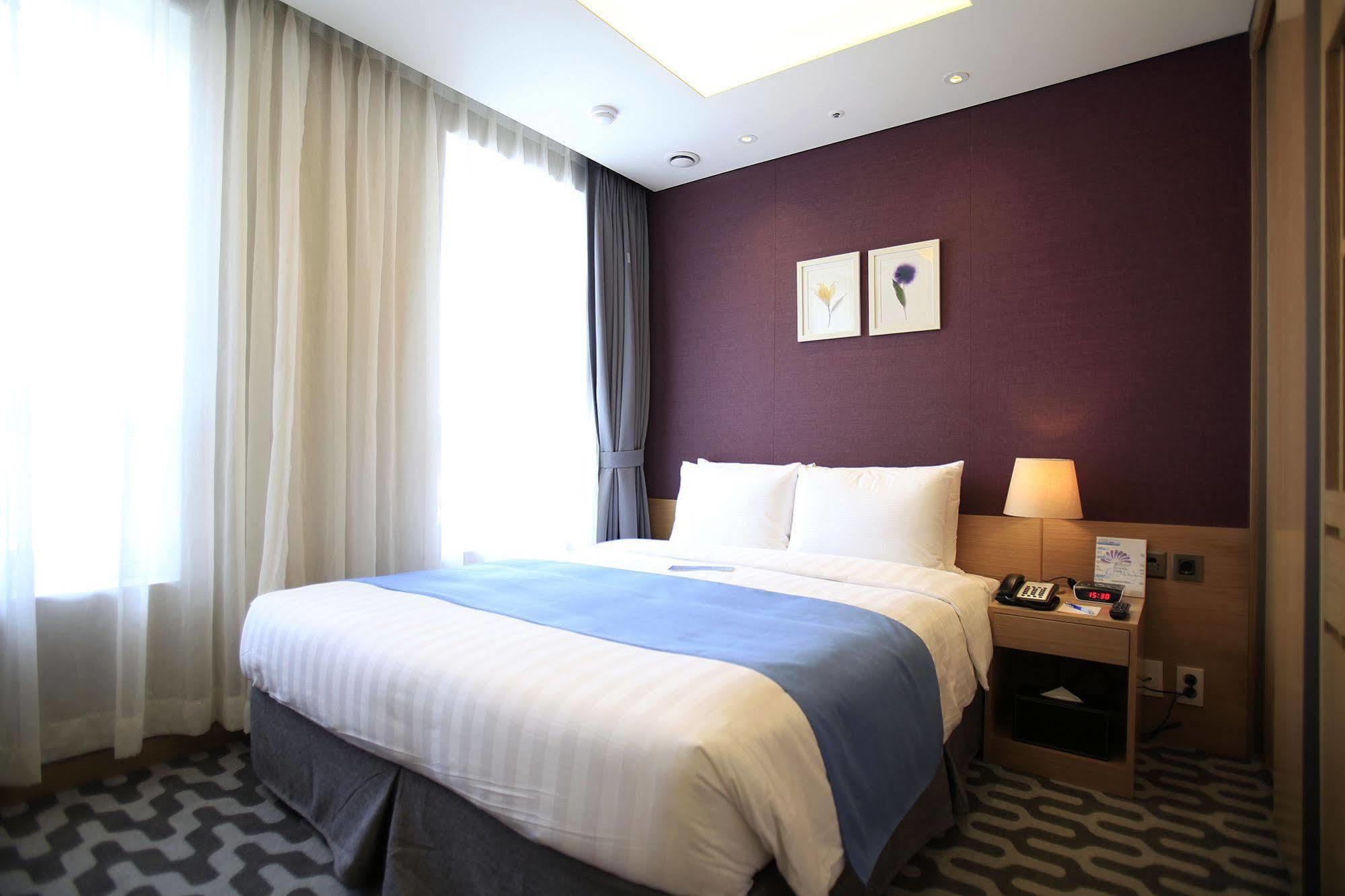 Days Hotel By Wyndham Seoul Myeongdong Esterno foto