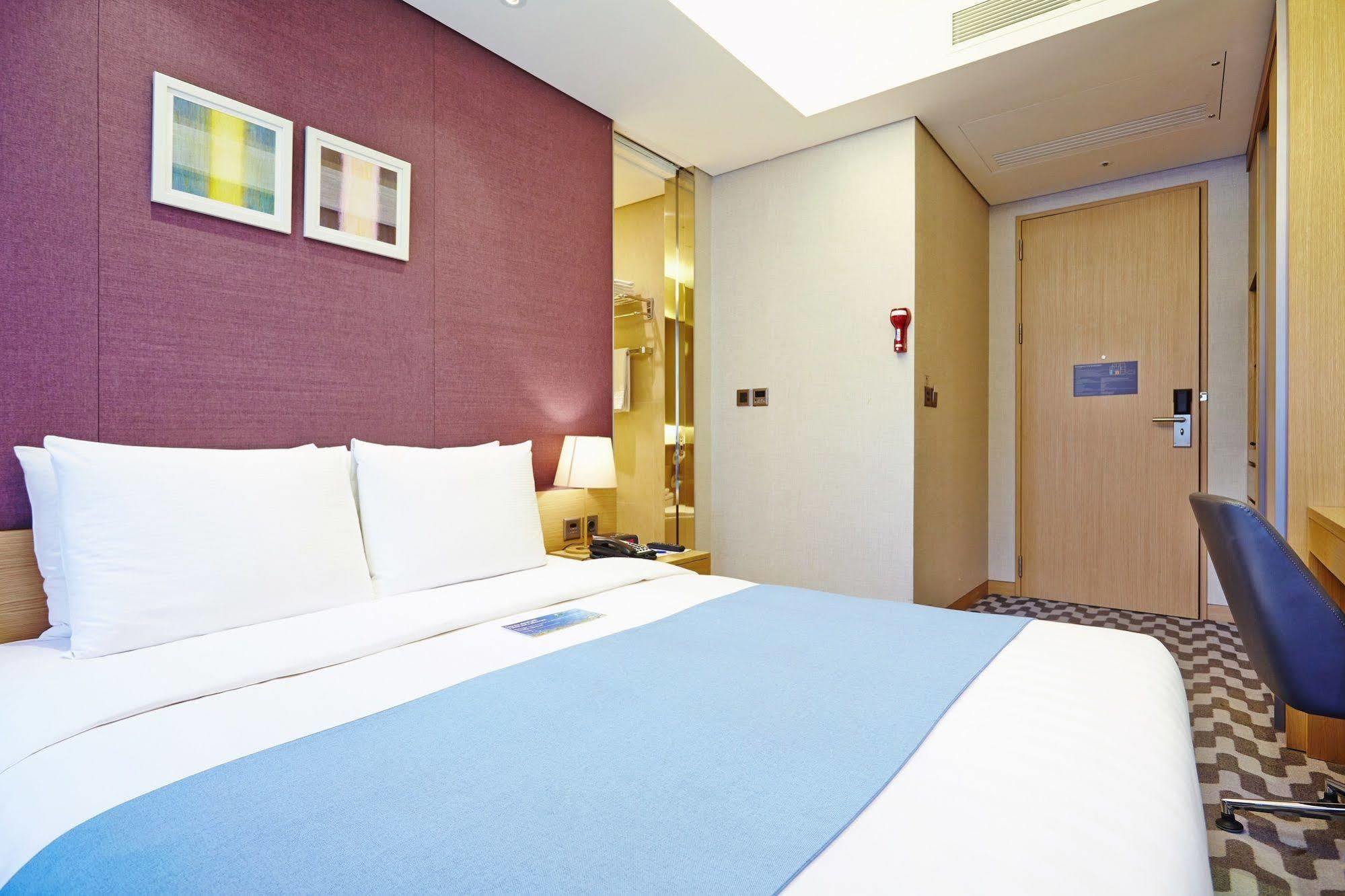 Days Hotel By Wyndham Seoul Myeongdong Esterno foto